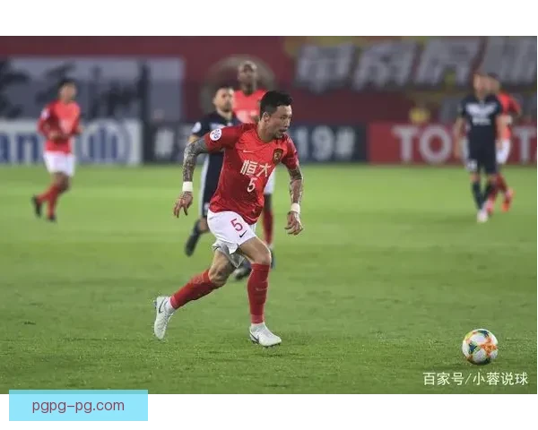 小组赛积分激烈争夺：团队实力搏击，谁能脱颖而出？